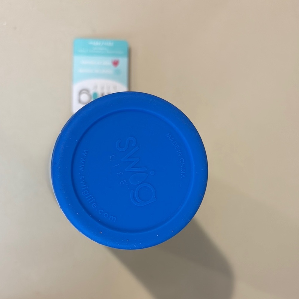 🚫SOLD🚫
NWT Swig Life Shell Yeah 22oz Tumbler - Picture 5 of 6